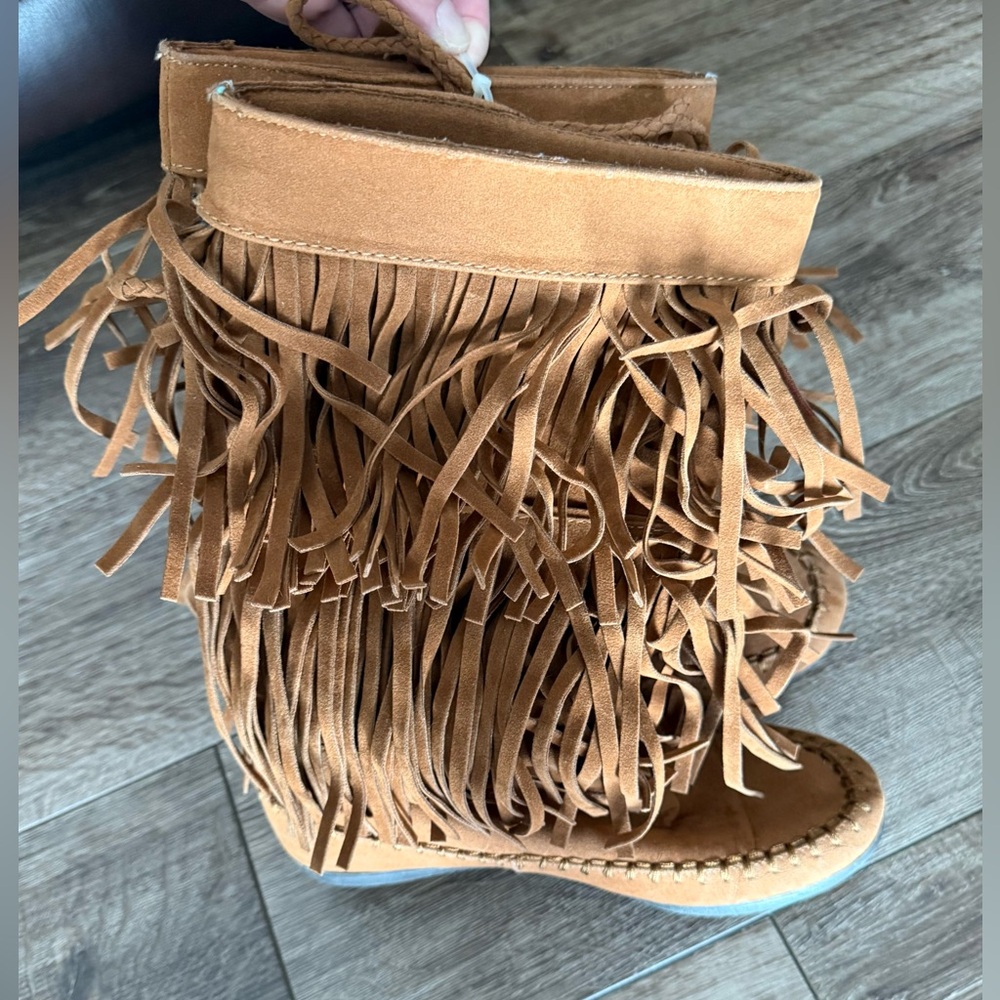 Women's Suede Fringe Boots - Size 7